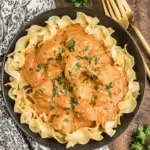 Ungarisches Hähnchen-Paprikasch Rezept